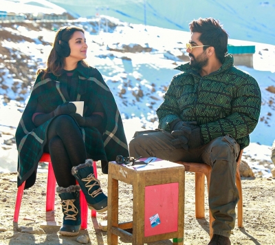  Harrdy, Parineeti Speak In Punjabi On 'code Name Tiranga' Set-TeluguStop.com