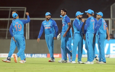  Ind V Sa, 1st T20i: Arshdeep, Chahar Cause Havoc Before Maharaj Takes South Afri-TeluguStop.com