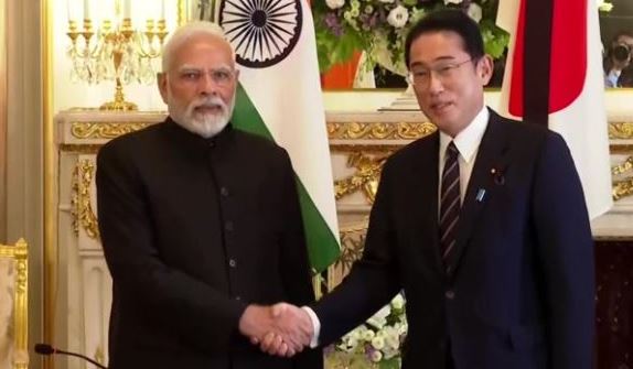  Indian Prime Minister Modi Meets Japanese Prime Minister-TeluguStop.com