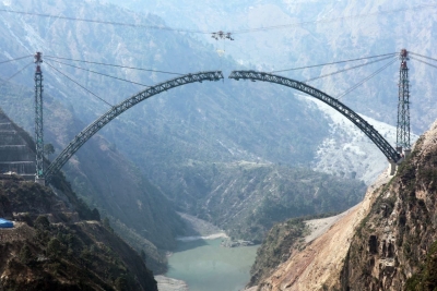  Kashmir Railway Link Bridging The Economic Gaps-TeluguStop.com