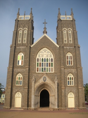  Kerala Church Turns Eco Friendly, Does Away With Coffins-TeluguStop.com