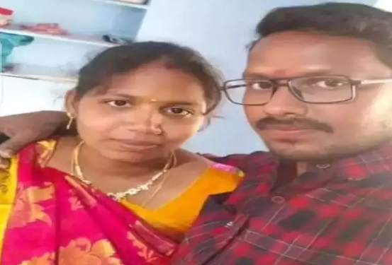  Harassment By Loan App In Rajahmundry.. Couple Commits Suicide-TeluguStop.com