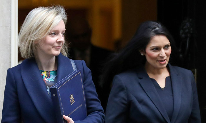  Suella Braverman May Be Only Indian-origin Mp In Britain New Cabinet , Suella Br-TeluguStop.com
