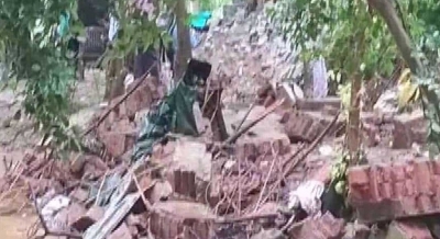  Nine Killed In House Collapse In Lucknow-TeluguStop.com