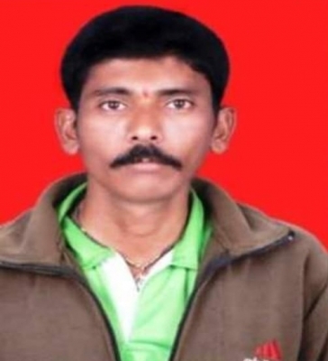  Oppn To Pm: 'meet Kin Of Farmer Who Committed Suicide After Greeting You' (2nd L-TeluguStop.com