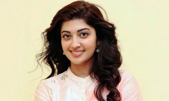 Telugu Mother, Pawan Kalyan, Praneetha, Praneethaskin, Praneethasubhas, Telugu-M