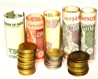  Rupee Ends Marginally Up, But Remains Near Record Low-TeluguStop.com
