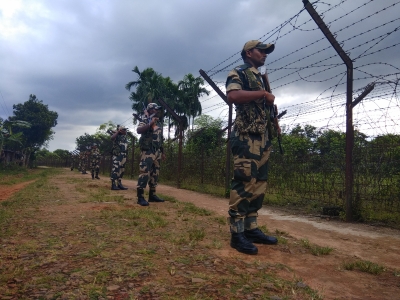  Security Forces Step Up Vigilance In Ne States Bordering B'desh-TeluguStop.com