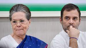  Rahul Gandhi Met Sonia Gandhi In Delhi..!-TeluguStop.com