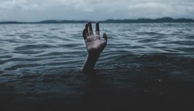  Telangana: 3 Children Drown In Trench-TeluguStop.com