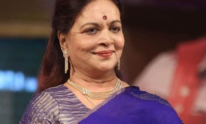  Vijaya Nirmala Untold Family Details , Vijaya Nirmala,  Naresh, Krishnamurti, Ch-TeluguStop.com