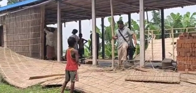  Villagers Voluntarily Demolish Madrassa In Assam For Suspected Terror Links-TeluguStop.com