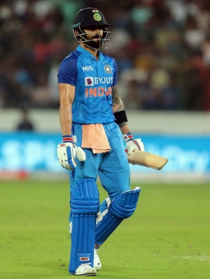  Virat Kohli One Of The Best Chase Masters In The World; His Consistency Is Amazi-TeluguStop.com