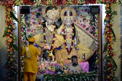  Virtual Darshan For Radha Ashtami In Mathura-TeluguStop.com