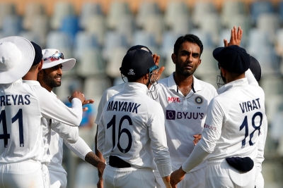  Warwickshire Sign All-rounder Jayant Yadav For Last Three Matches Of County Cham-TeluguStop.com