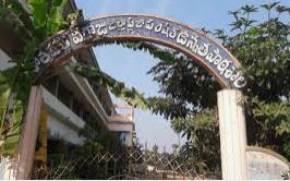  Kakinada District U.kottapalli Zilla Parishad High School Girls Are Ill-TeluguStop.com