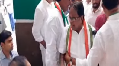  Chaos In Aicc Presidential Election In Hyderabad-TeluguStop.com