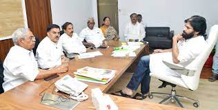  Pawan To Vijayawada To Meet The Governor-TeluguStop.com