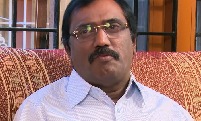 Telugu Jagan, Sakshi-Political