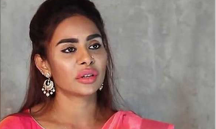  Sri Reddy Shocking Comments About Marriage Goes Viral In Social Media ,sri Reddy-TeluguStop.com