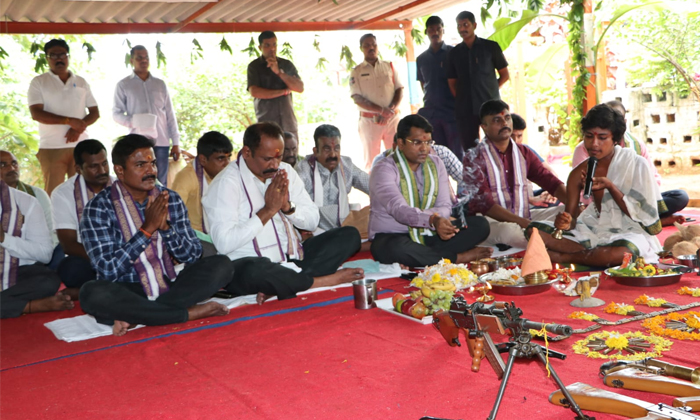  Bhadradri Kothagudem District Police Headquarters Aayudha Pooja, Bhadradri Kotha-TeluguStop.com