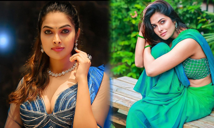 Bigg Boss Beauty Divi Vadthya Stunning Hot In This Looks - Divivadthya Actressdivi Divi Vadthya High Resolution Photo