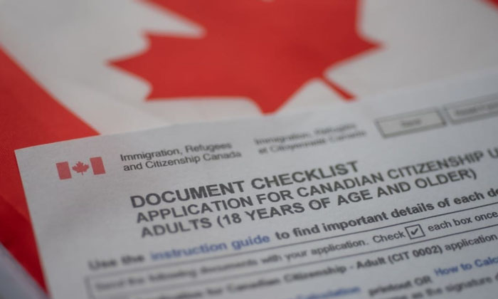 Canada Aims To Grant Citizenship To 300,000 People By March 2023 , Canada, Citiz Canada Aims To Grant Citizenship To 300,000 People By March 2023 , Canada, Citiz-TeluguStop.com