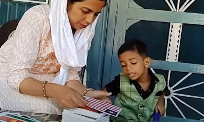 Look How This Two And A Half Year Old Boy Is Playing With Google Do You Have So-TeluguStop.com
