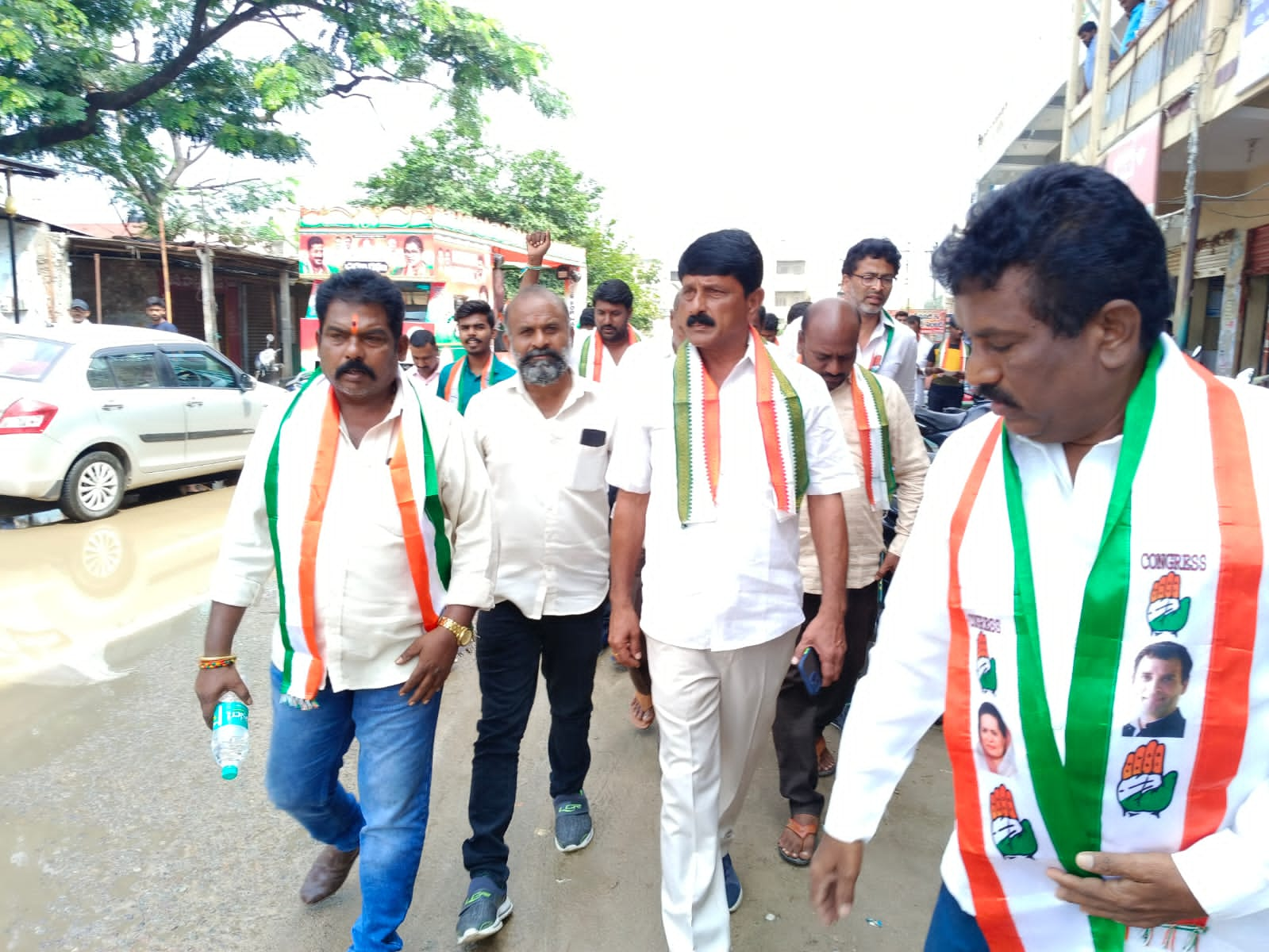  Door-to-door Campaign Of Dubbaka In Chautuppal-TeluguStop.com