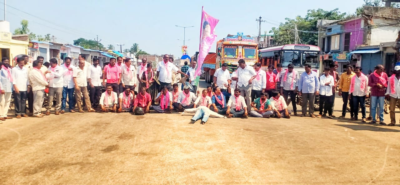  Trs Leaders Who Accused Khabardar As Kcr-TeluguStop.com