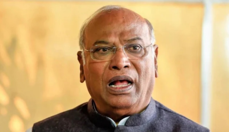  Mallikarjuna Kharge Criticizes Bjp Government-TeluguStop.com