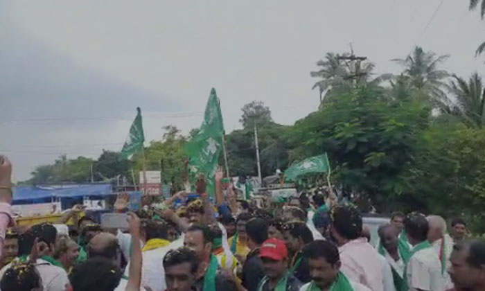  Mahapadayatra Of Amaravati Farmers Reached Bhimavaram Of West Godavari District-TeluguStop.com