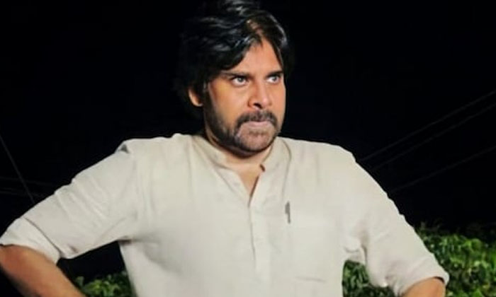  Did Chiranjeevi Tell Pawan To Leave Vizag Pawan Kalyan, Chiranjeevi, Vizag, Jans-TeluguStop.com