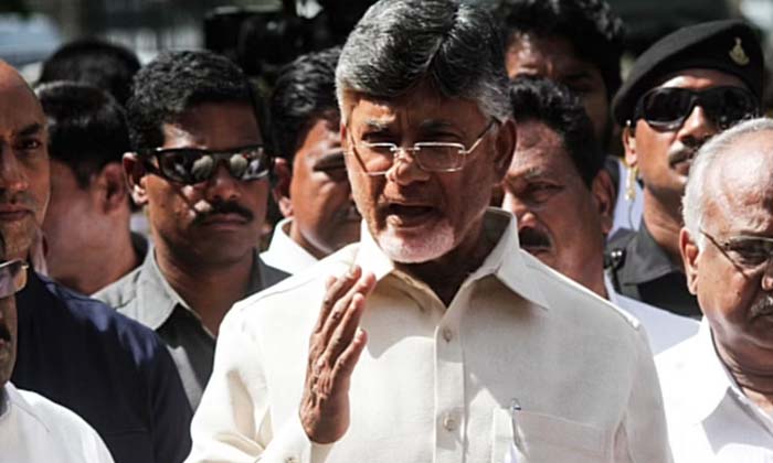 Chandrababu In 'save Uttarandhra Plan , Save Uttarandra, Tdp, Chandrababu, Jagan Chandrababu In 'save Uttarandhra Plan , Save Uttarandra, Tdp, Chandrababu, Jagan-TeluguStop.com