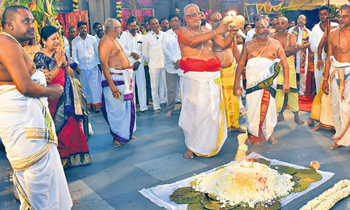 Telugu Amith Shah, Chandra Babu, Chandrayan, Congress, Darmanaprasada, Jana Redd