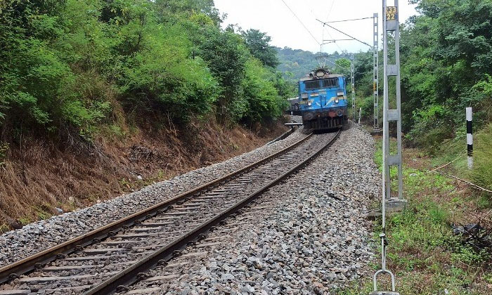 Railway Department's Innovative Plan For Wildlife Conservation.. Netizens Are Pr-TeluguStop.com