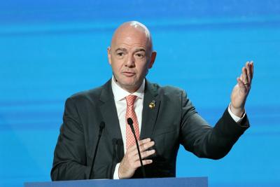  A Dark Day For Football, Says Fifa President Infantino On Stampede In Indonesia-TeluguStop.com