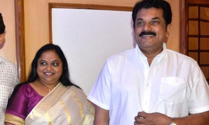 Telugu Mukesh, Actress Saritha, Actresssaritha, Radhika, Maro Charithra, Saritha