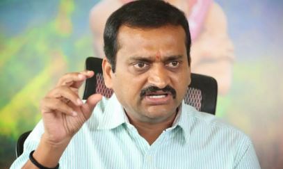  Bandla Ganesh Left Politics.. !-TeluguStop.com