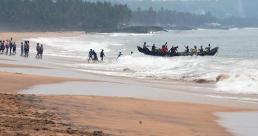  The Boat Capsized On The Coast Of Antarvedi..one Lost-TeluguStop.com