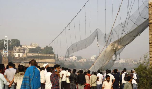  Sit Investigation Into Gujarat Cable Bridge Accident-TeluguStop.com