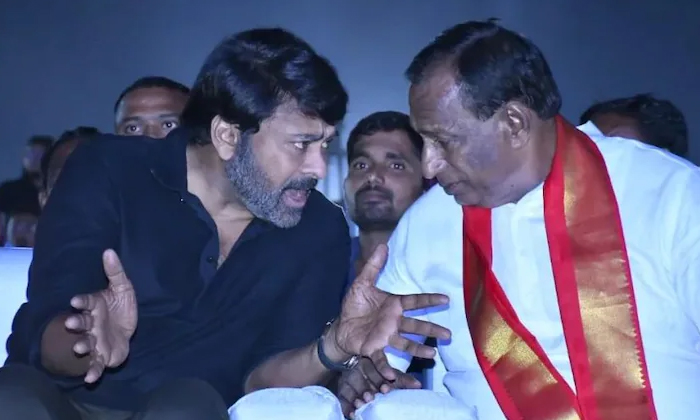  Chiru Invited To Join Brs Party Details, Chiranjeevi, Megastar Chiranjeevi, Bha-TeluguStop.com