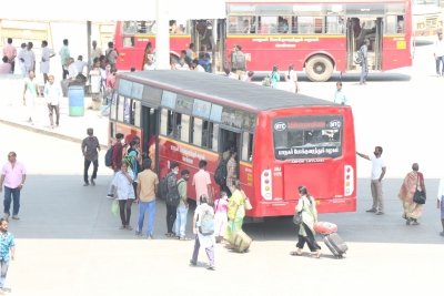  Free Bus Rides In Tn Turn Bumpy: Many Women Reject Freebie, Insist On Tickets-TeluguStop.com