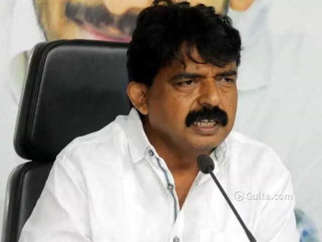  Pawan Kalyan's Former Minister's Name Is On Fire-TeluguStop.com