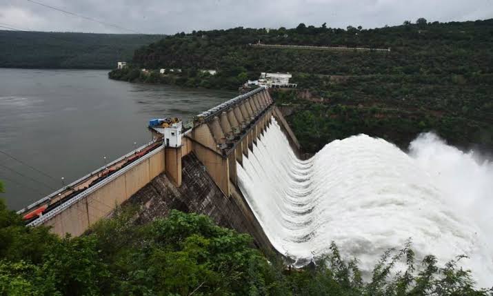  Water Release From 12 Gates Of Srisailam Nagarjunasagar-TeluguStop.com