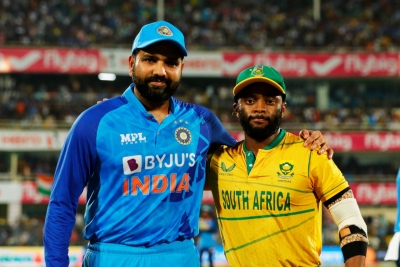  Ind V Sa, 2nd T20i: Ngidi Replaces Shamsi As South Africa Win Toss, Elect To Bow-TeluguStop.com