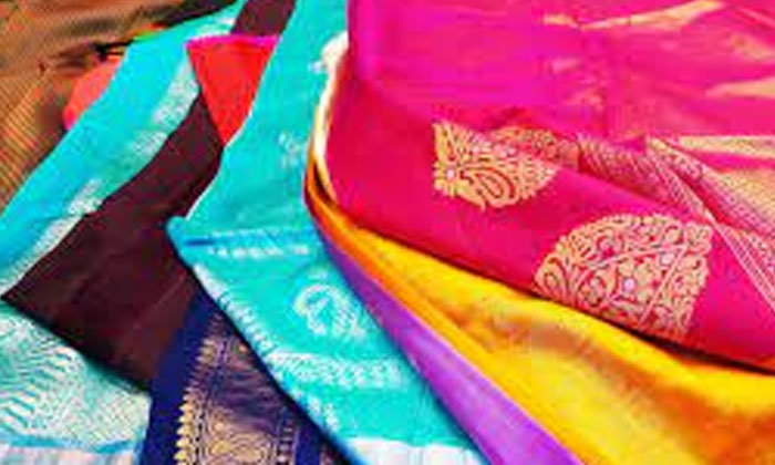 Do You Know Serial Actresses Do After Wearing Sarees Serial Actresses, Jewellery Do You Know Serial Actresses Do After Wearing Sarees Serial Actresses, Jewellery-TeluguStop.com