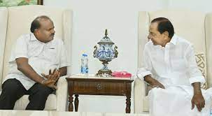  Former Chief Minister Of Karnataka Met With Cm Kcr-TeluguStop.com