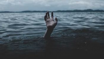  Kerala Policeman Among 3 Drown While Saving Girl In Vamanapuram River-TeluguStop.com