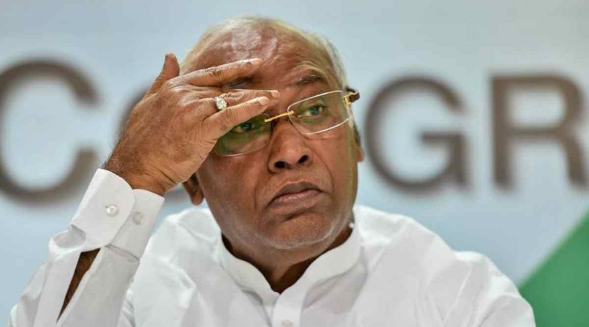  Mallikarjuna Kharge Will Take Over As Congress President Tomorrow-TeluguStop.com